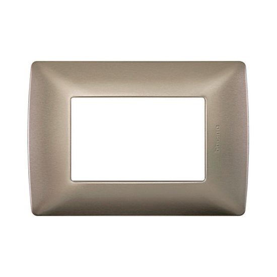 Imagen de PLACA 3 MOD PERLA ALUMINIO C/CHASIS BTICINO MX QZ4803M3ATC